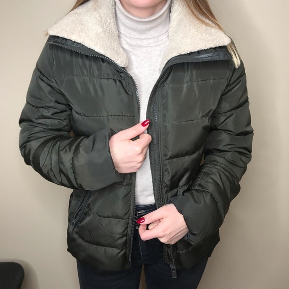 Tvayo 🍁 Winter/Fall 🍂 Women Jacket - Picture 2 of 3